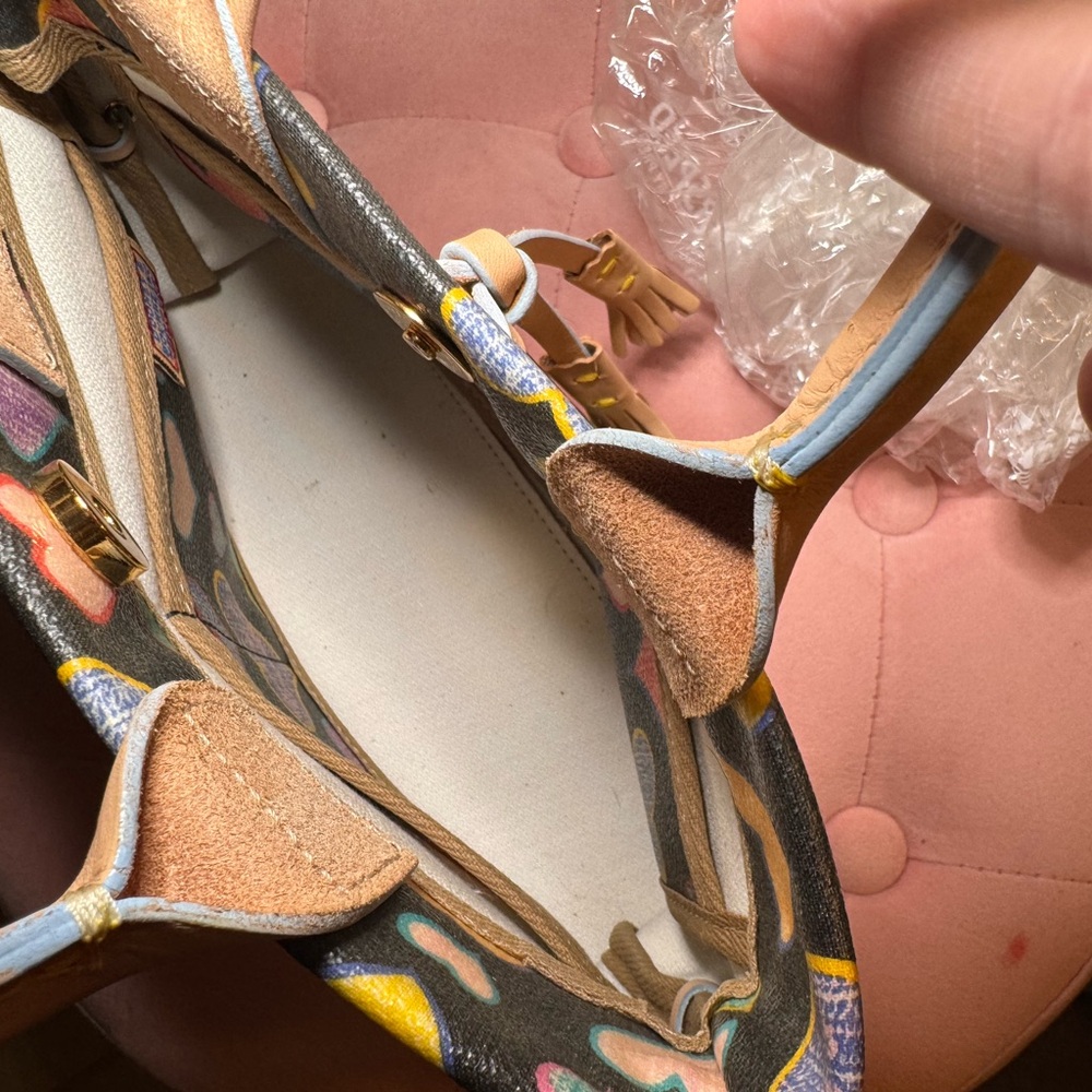 Y2K Dooney & Bourke Crayon Hearts - Picture 5 of 8